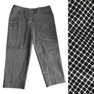 WORTHINGTON Stretch Capris Black & White Pattern Wide Waistband NWOT